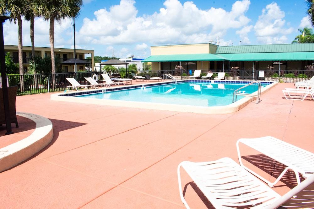 Winter Haven Gardens Inn ภายนอก รูปภาพ