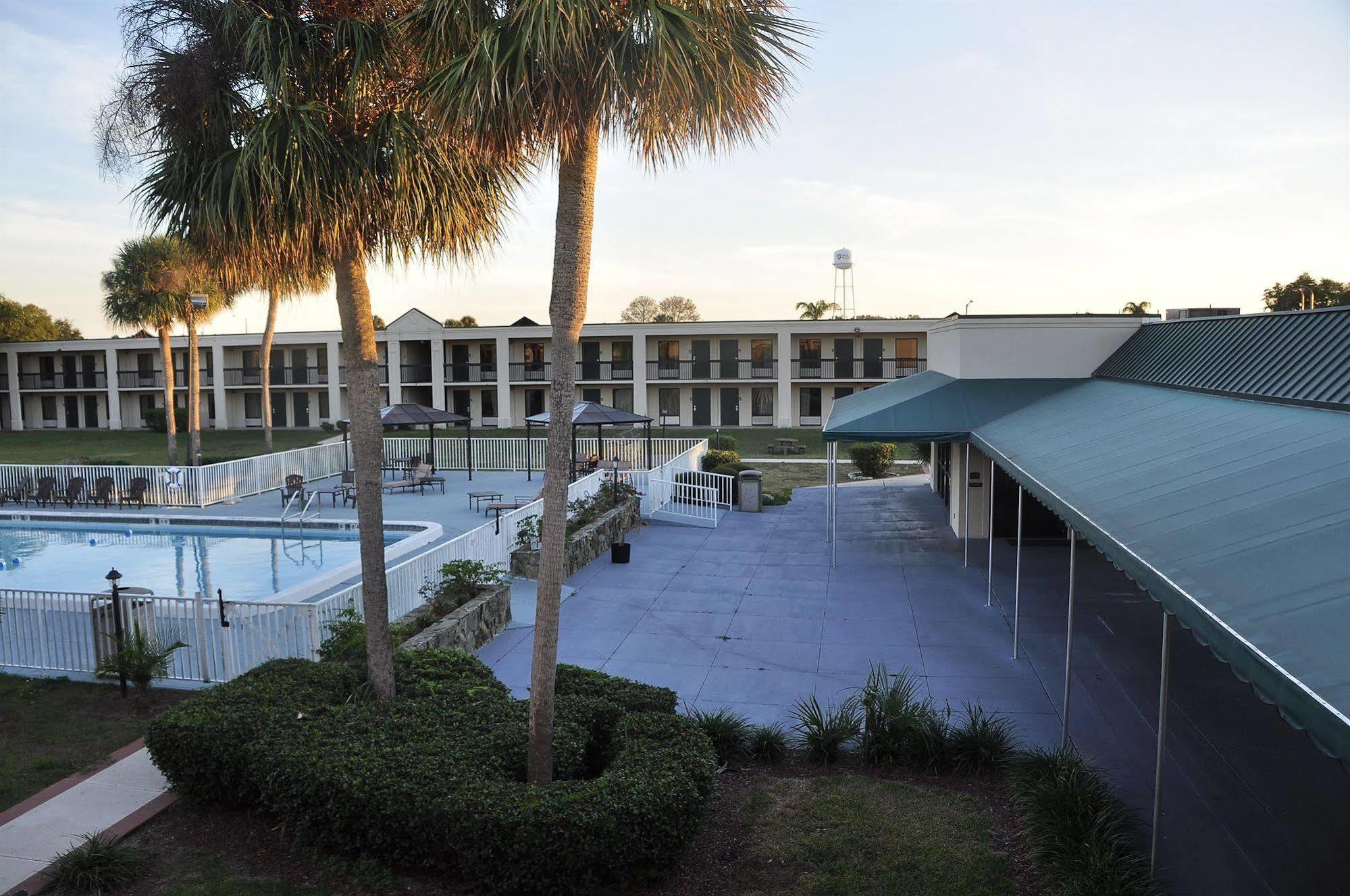 Winter Haven Gardens Inn ภายนอก รูปภาพ